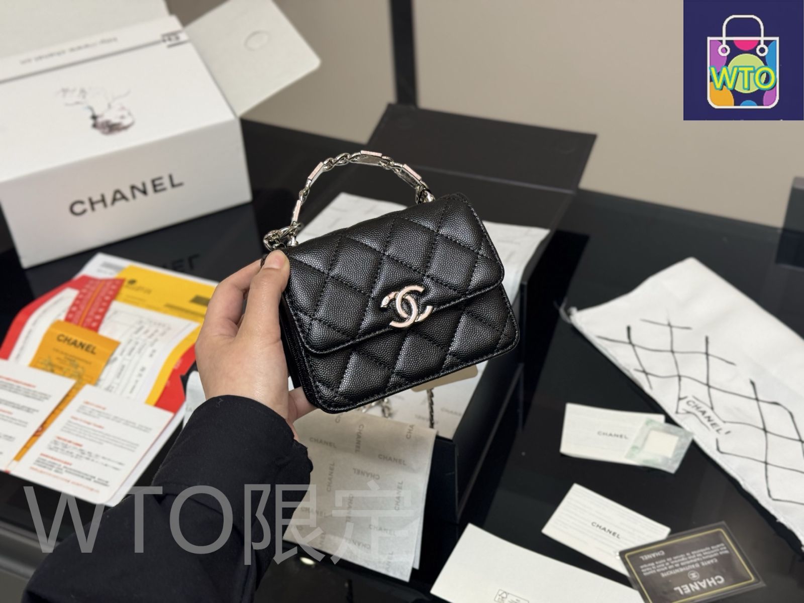 今日特価】Chanel エナメル ハンドル コインポーチ - メルカリ