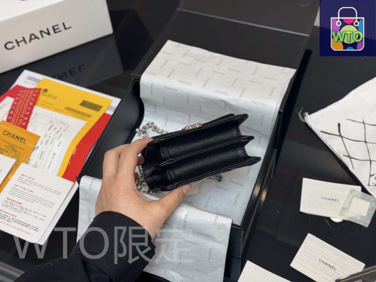 今日特価】Chanel エナメル ハンドル コインポーチ - メルカリ