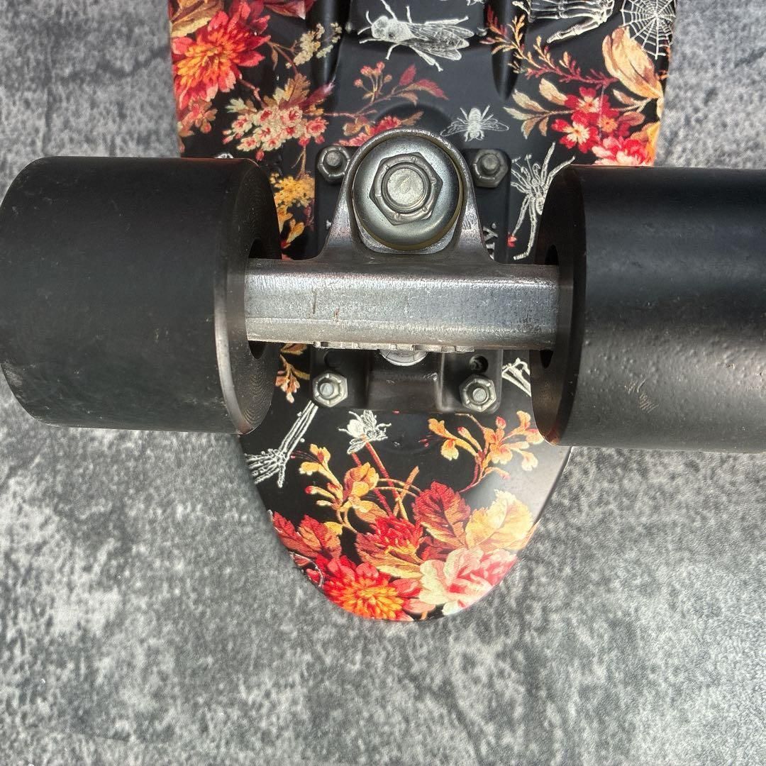 【限定デザイン】Penny floral スケートボード 22inch 限定デザイン】Penny floral スケートボード 22inch - メルカリ