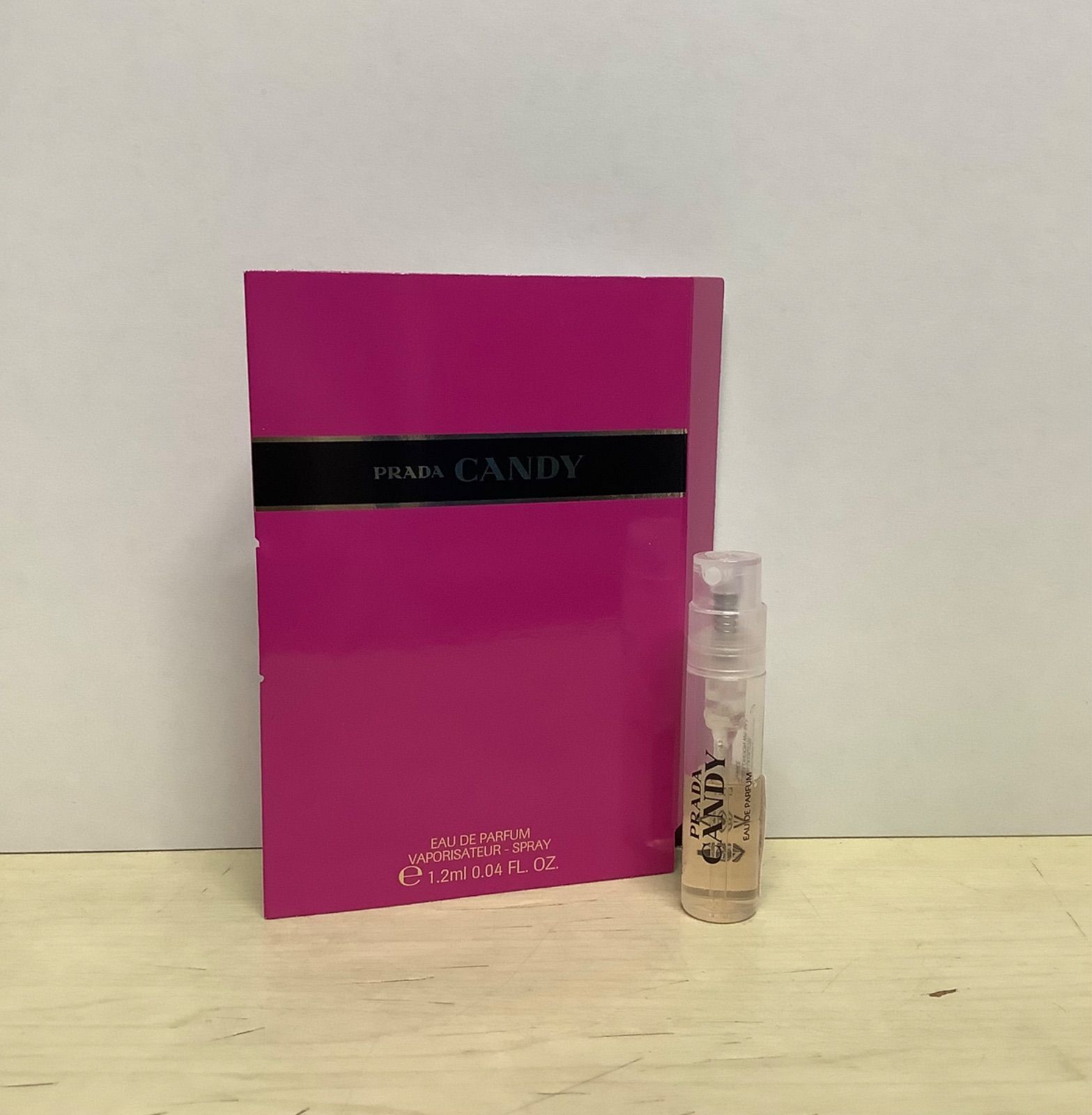 新品未開封 プラダ プラダキャンディ オードパルファム 1.2ml - メルカリ