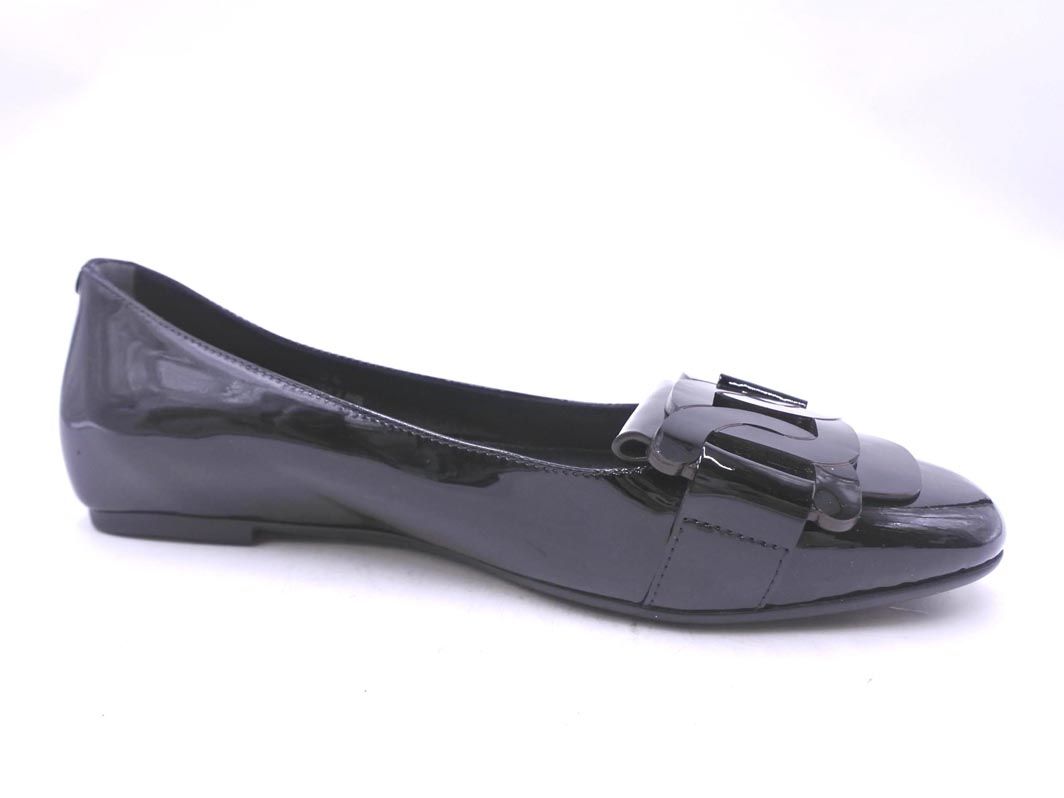 箱付き美品✨TOD'S　ケイト　エナメルフラットパンプス　黒　チェーン　35.5 極美品✨TOD'S ケイト エナメル フラットパンプス チェーン 22.5cm