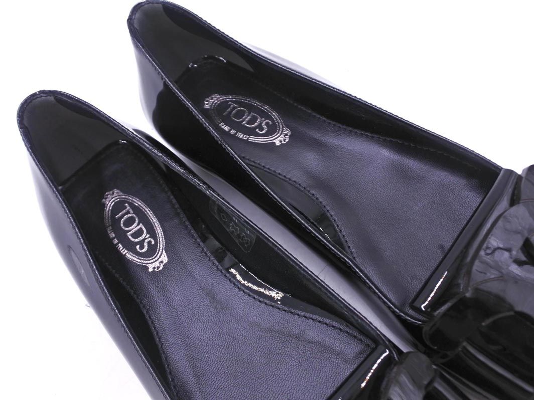 箱付き美品✨TOD'S　ケイト　エナメルフラットパンプス　黒　チェーン　35.5 美品 TOD'S トッズ エナメル チェーン フラット パンプス size34