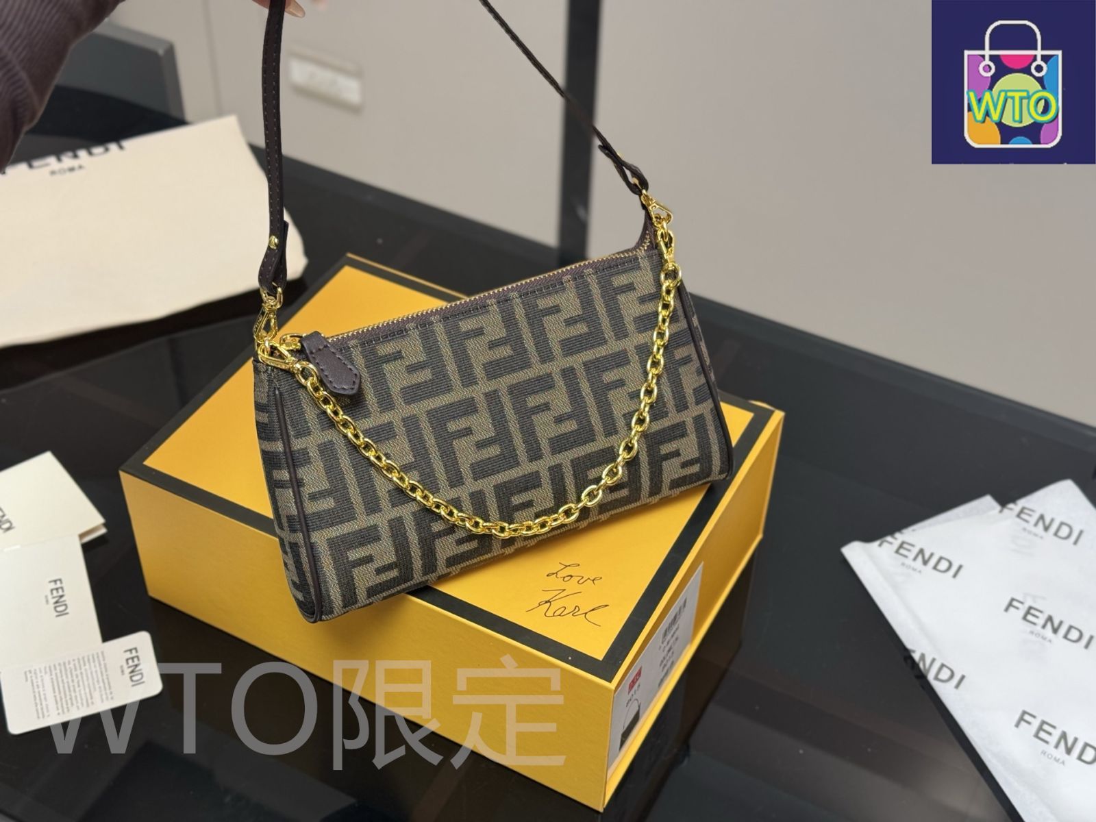 今日特価】Fendi Large Mahjong Bag フェンディ ラージ マージョン