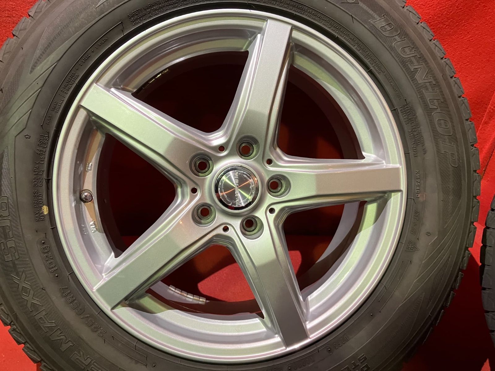 ◇送料込み◇225/65R17 中古スタッドレスホイールセット　DUNLOP 中古スタッドレスタイヤホイールセット【225/65R17 DUNLOP SJ8】[17x7