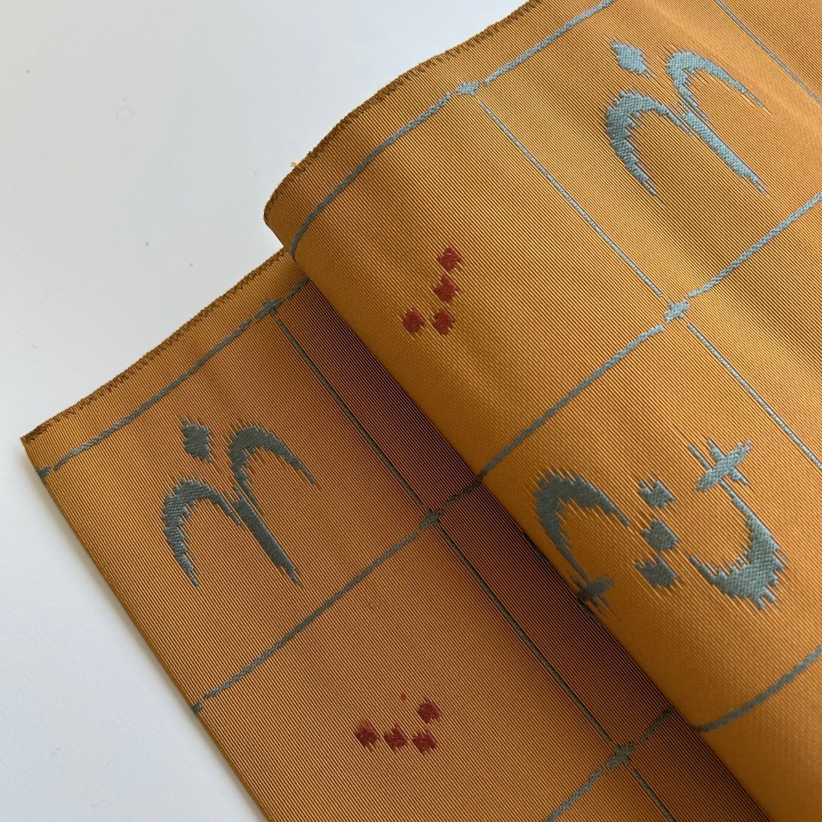 博多織 名古屋帯 正絹 格子 琉球柄 八寸 MA-1434 - メルカリ