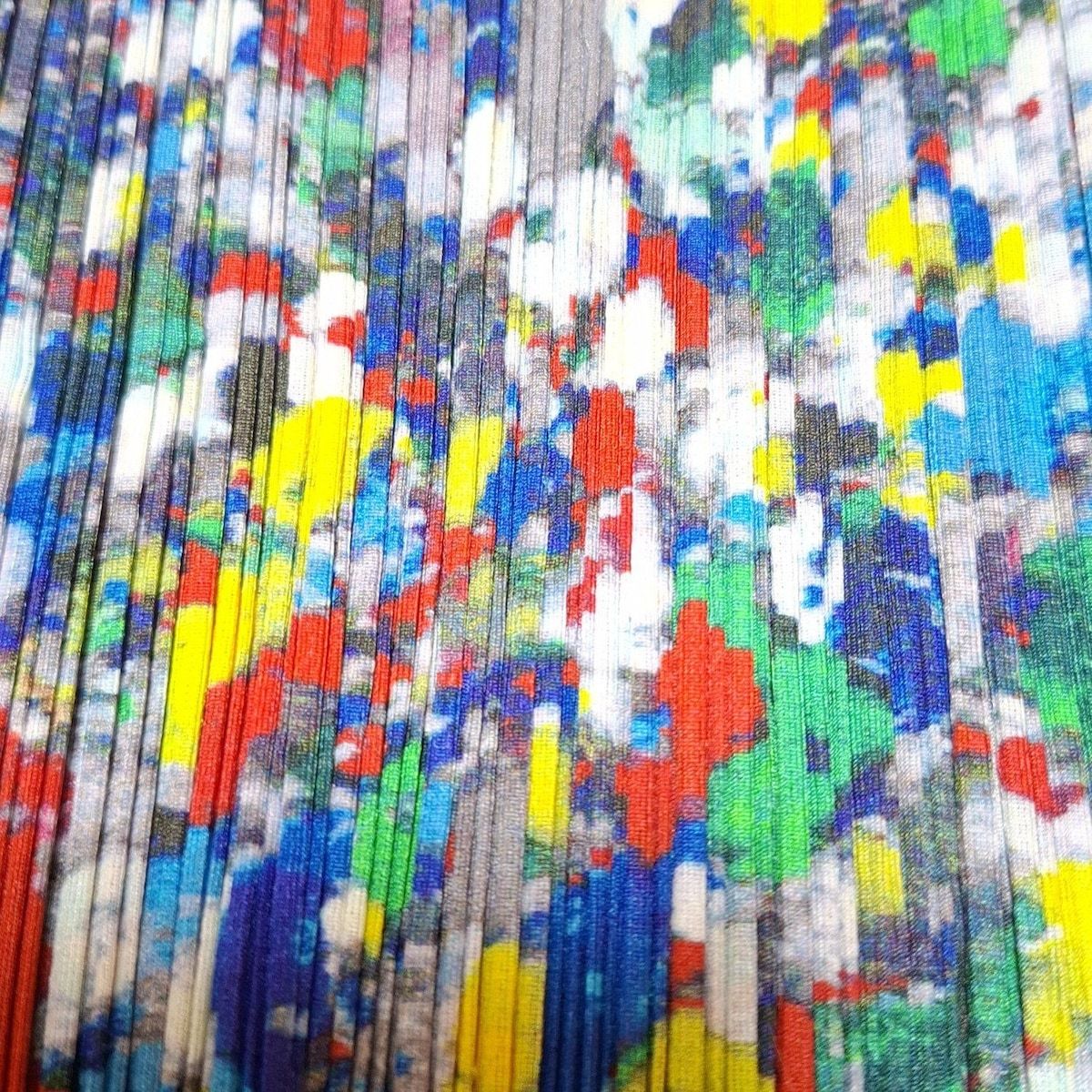 - ブルー×白×マルチ