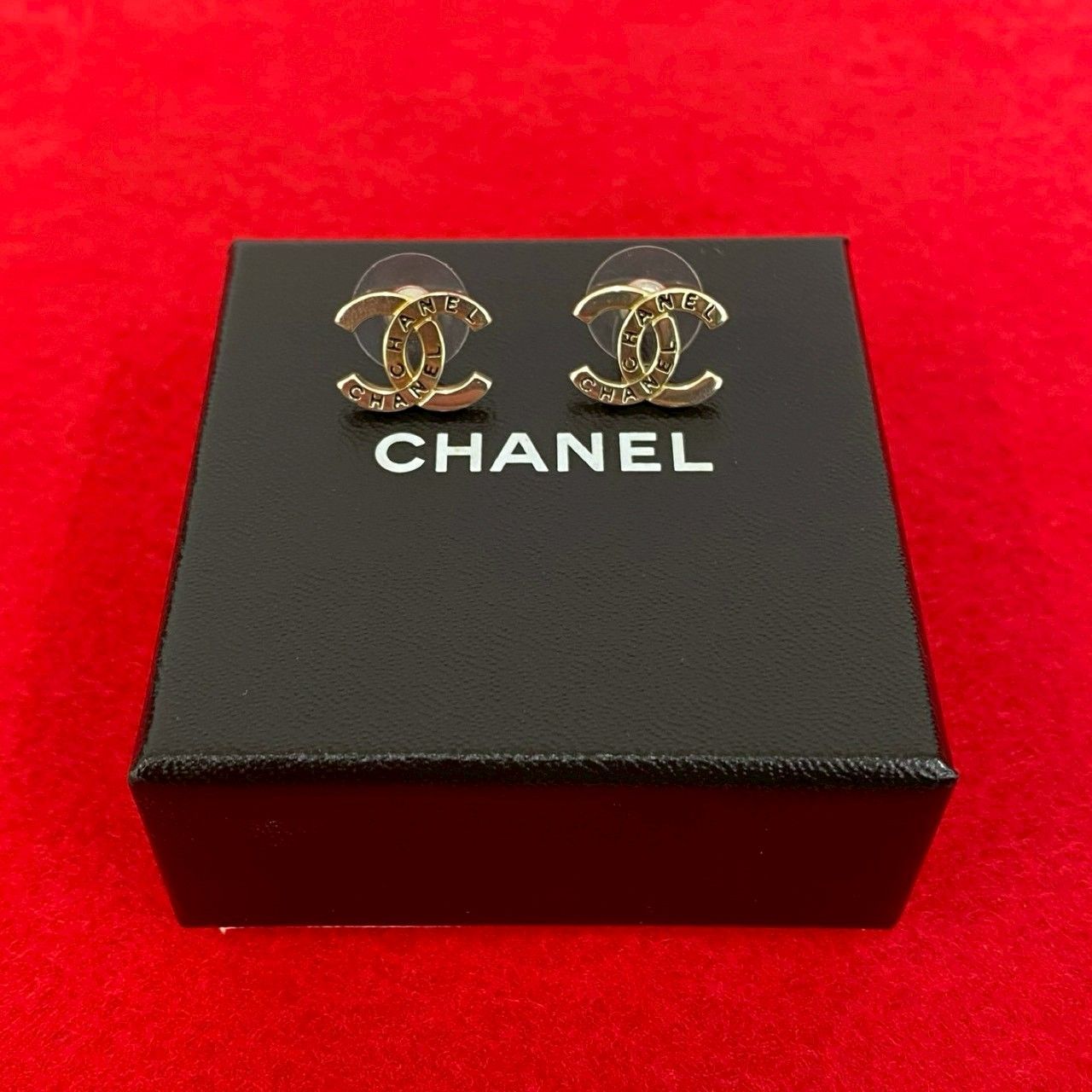 CHANEL シャネル　シェルピアス　vintage 98P 極 美品 保存箱付 コメあり 98P CHANEL シャネル ヴィンテージ ココ