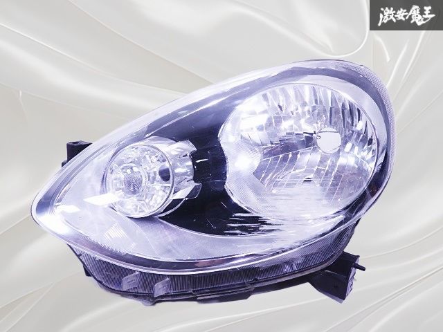 美品/破損無　マーチ　K13　後期型　ハロゲン　ヘッドライト　左右 日産 純正 K13 マーチ 後期 ハロゲン ヘッドライト ヘッドランプ 左側