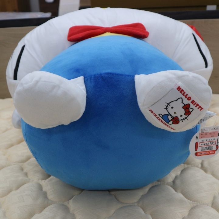 美品 保管品 しまむら ハローキティ50周年記念のサンリオ