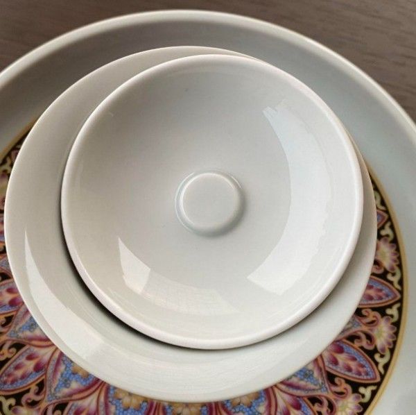 未使用品 景徳鎮琺瑯彩浄土蓮華馬蹄蓋碗 中国美術 湯呑み 茶器 茶杯 煎茶道具 新品】景徳鎮琺瑯彩浄土蓮華馬蹄蓋碗 中国美術 湯呑み 茶器 茶杯 煎茶