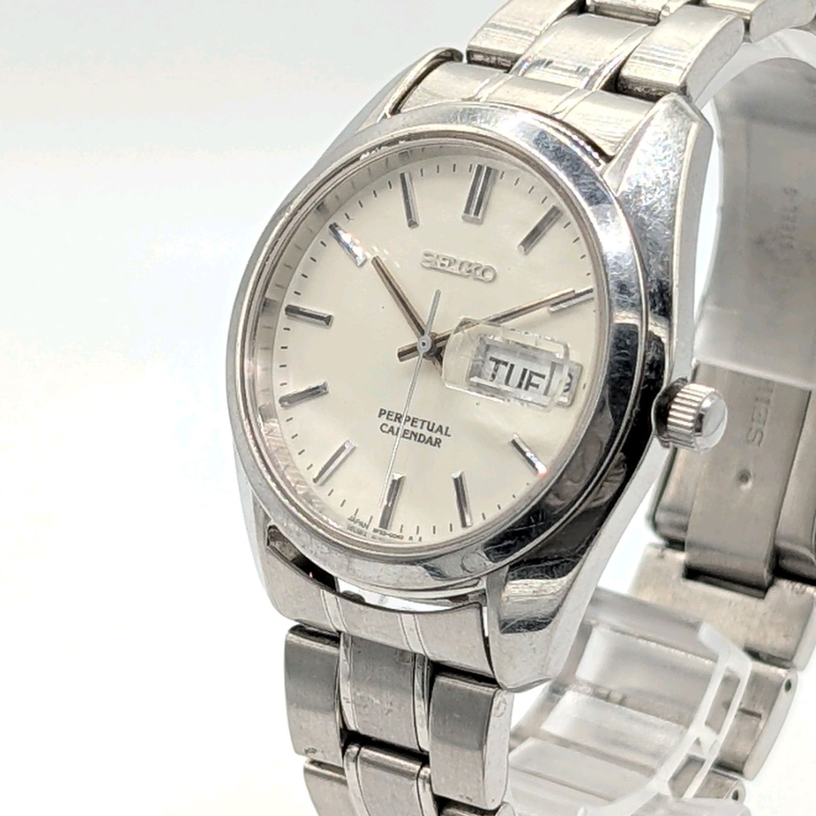 SEIKO PERPETUAL CALENDER 8F33-0040 Watch Men