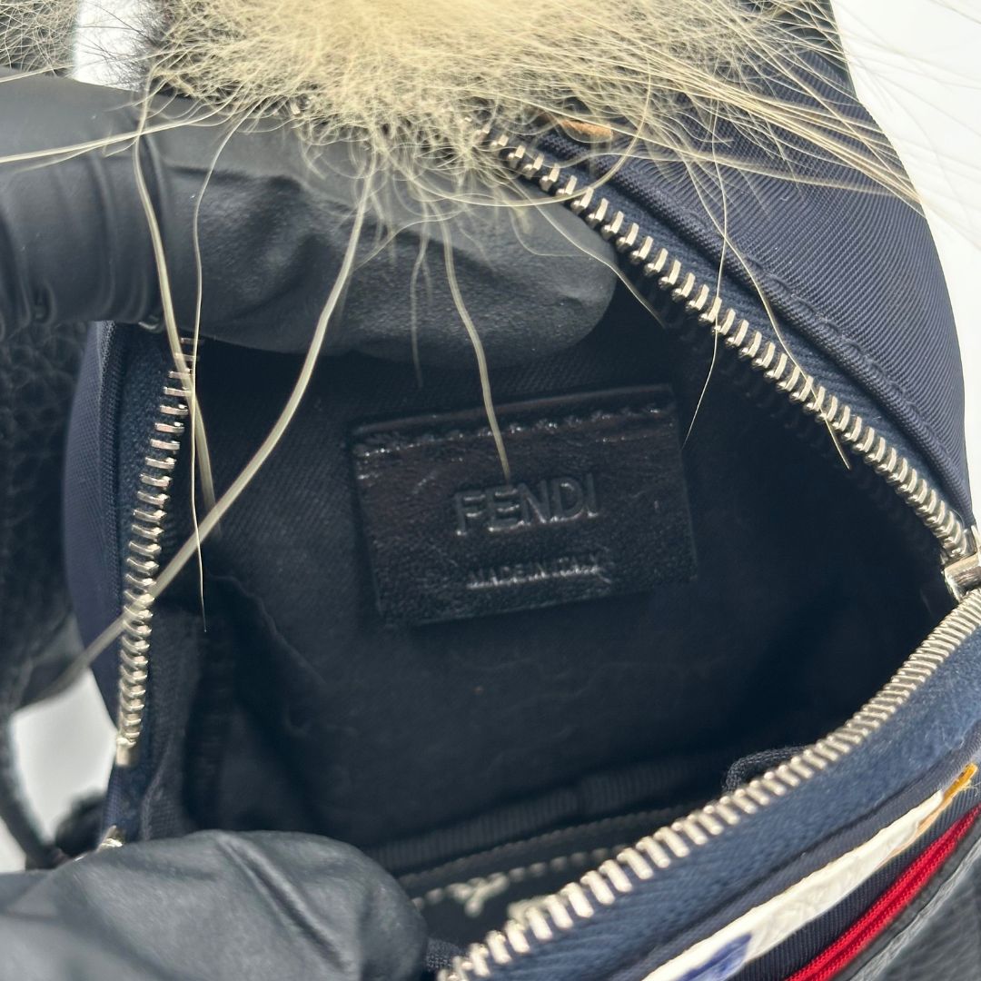 美品】Fendi バグズアイ モンスター バックパック チャーム
