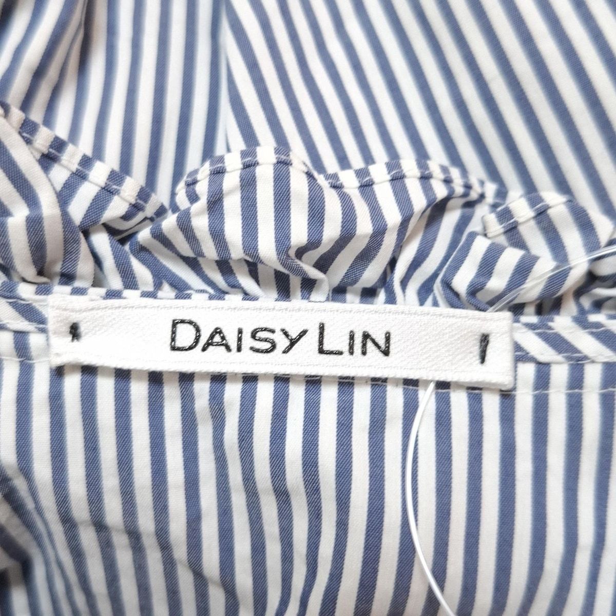 ストライプ フリル