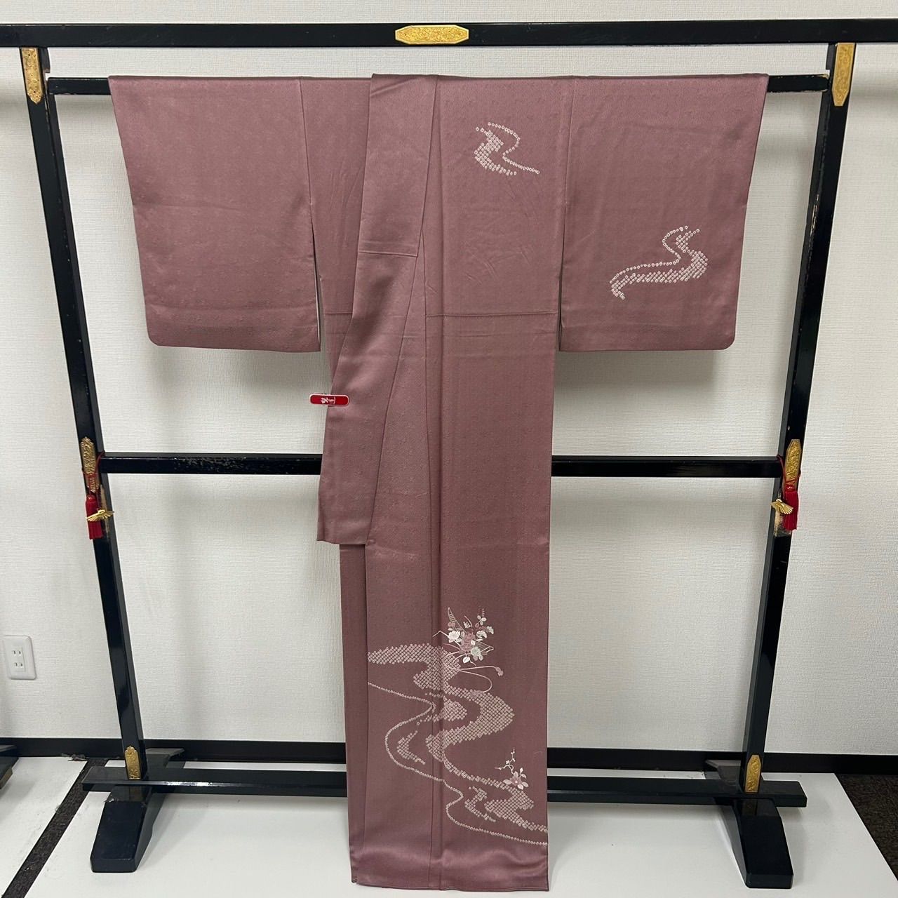 裄66 刺繍 絞り 付け下げ 正絹 紋なし 素敵なデザイン 袷 着物 MK-1465