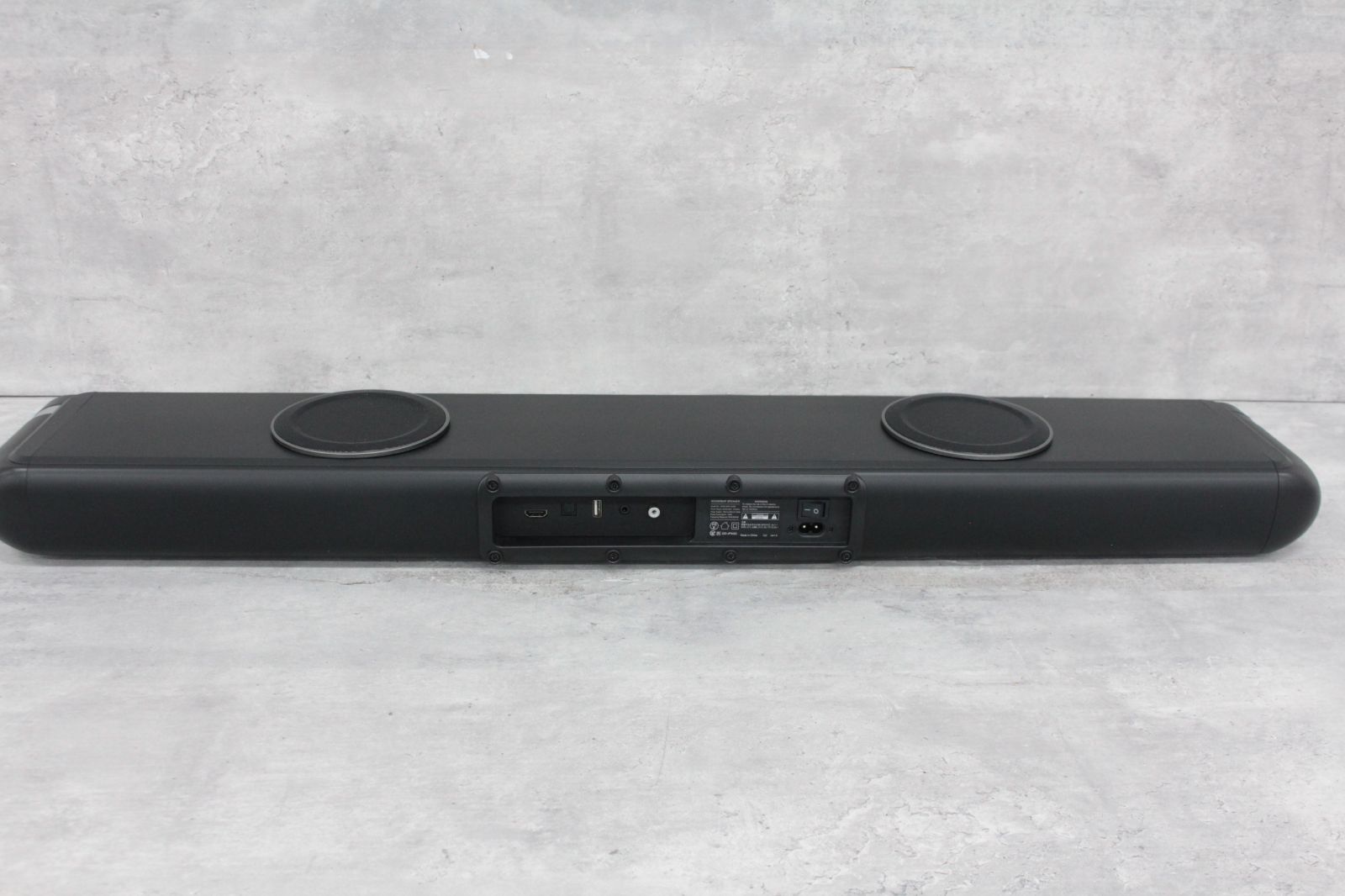 行董】未使用/保管品 2.2chツインサブウーファー内蔵サウンドバーGRND