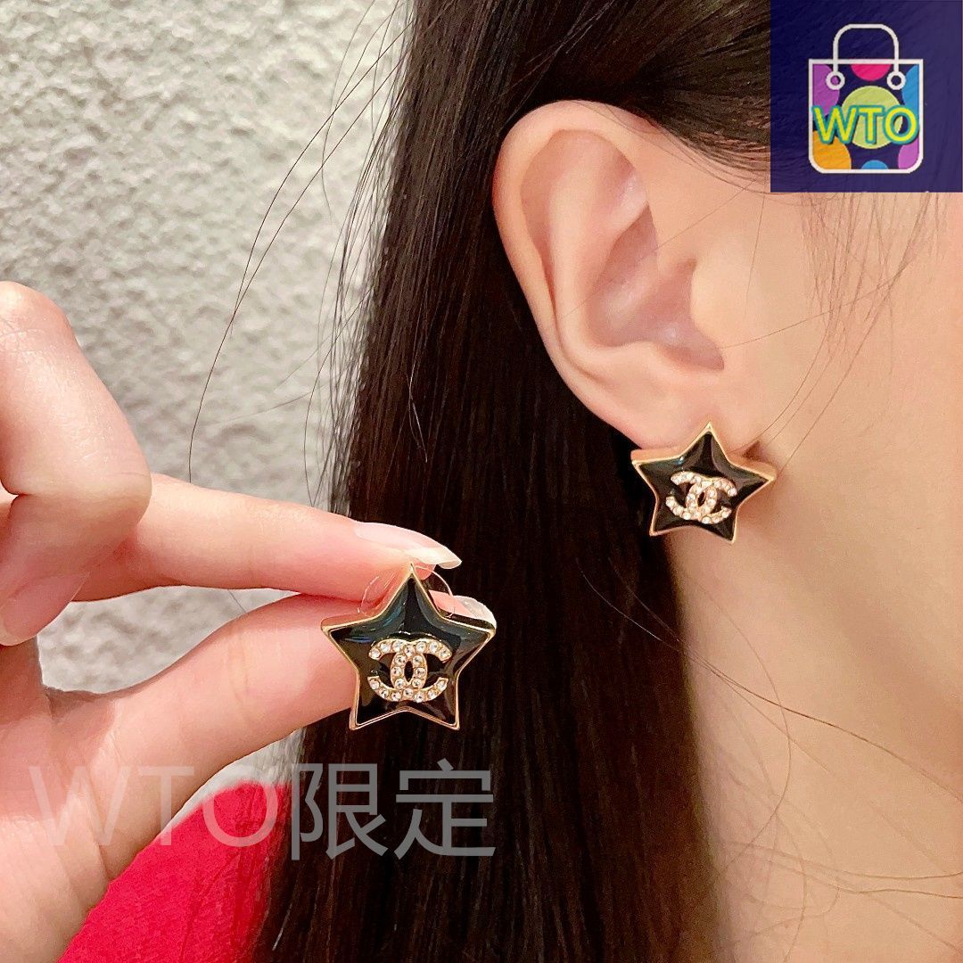 今日特価】Chanel ヴィンテージ ダブル C ピアス 送料無料！在庫限定