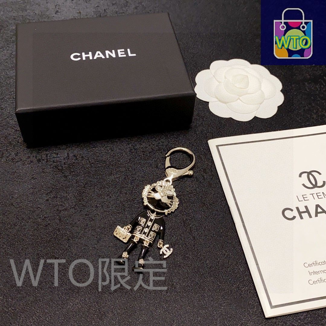 今日特価】Chanel 水鑽入り ライオンデザイン バッグアクセサリー