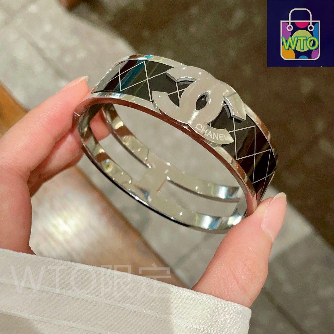 今日特価】CHANEL シャネル 新モデル 幅広菱格模様ブレスレット 超