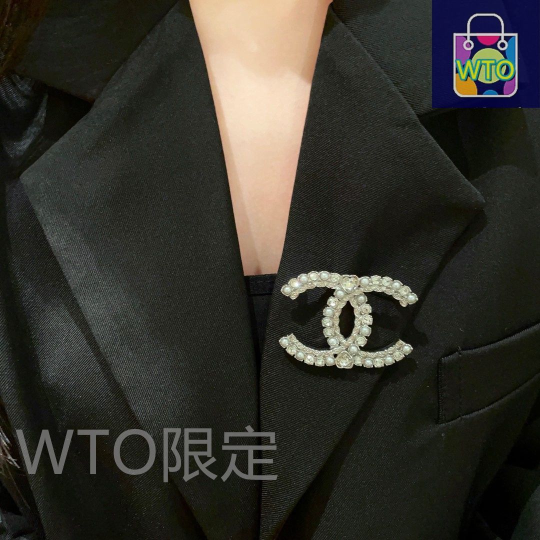 今日特価】CHANEL シャネル 専門店新商品と同時期に発売 胸ピン 送料