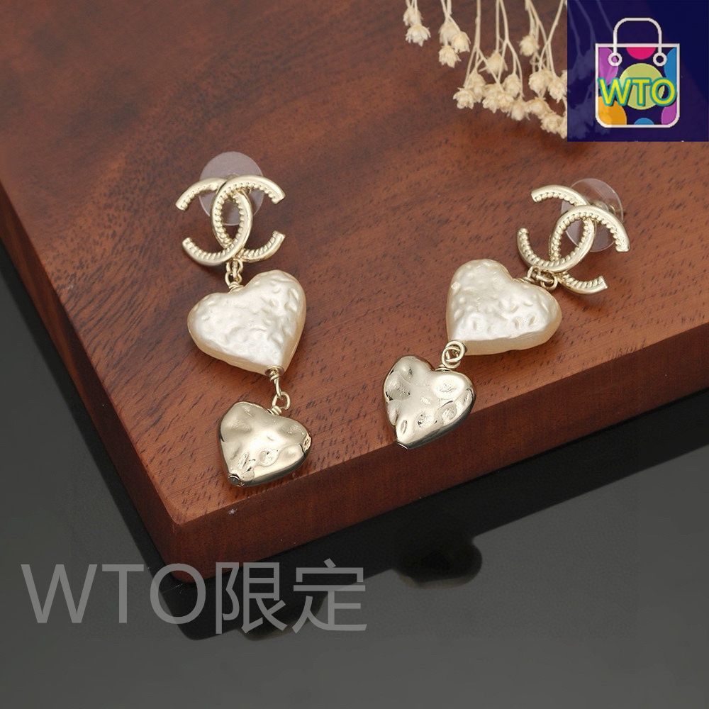 今日特価】Chanel シャネル 浅金色ハート型イヤリング 早春トレンド