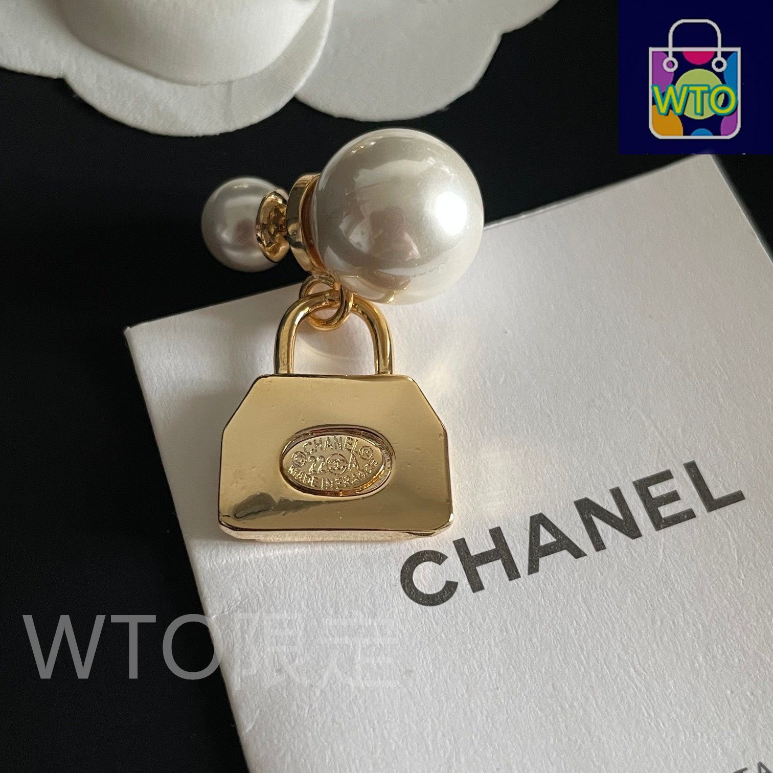 今日特価】CHANEL ヴィンテージ ダブル C ピアス 送料無料 限定在庫