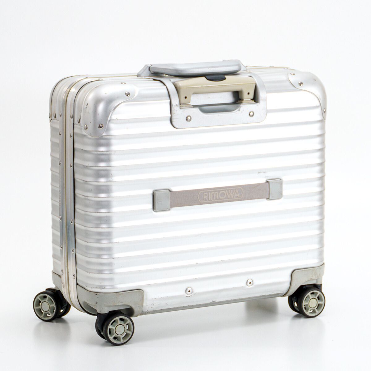 RIMOWA リモワ TOPAS トパーズ 26L 機内持ち込み 4輪 TSAロック