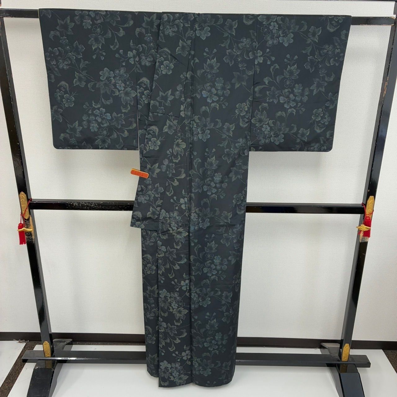 大島紬 東レシルック 化繊 大島紬風 袷 着物 MK-1468 - メルカリ