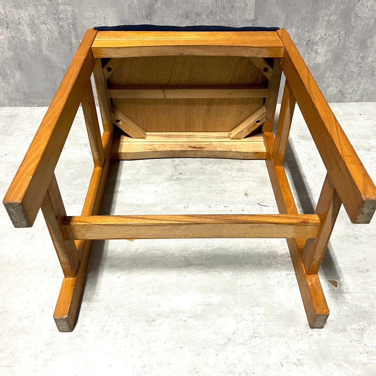 昭和レトロ スツール ミシン椅子 イス チェア ネイビー 木製