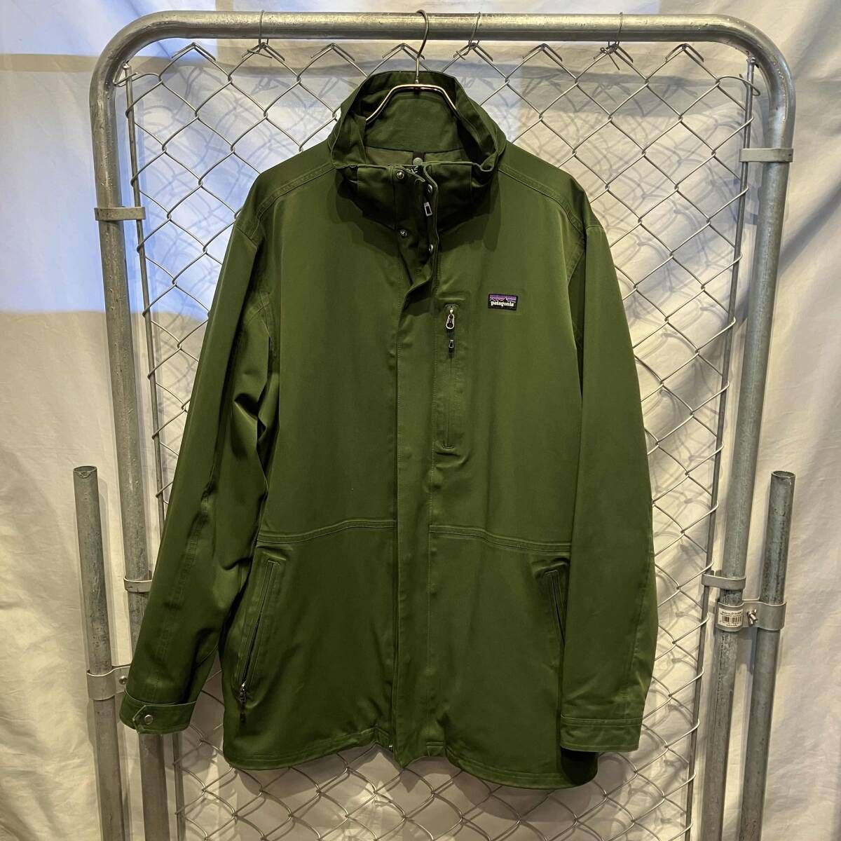 Patagonia マウンテンパーカー オリーブグリーン 中古・古着通販】Patagonia (パタゴニア) マウンテンパーカー オリーブ