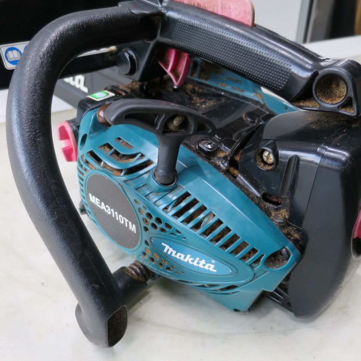 送料無料] ◇マキタ エンジン チェンソー MEA3110TM 切断機 工具 