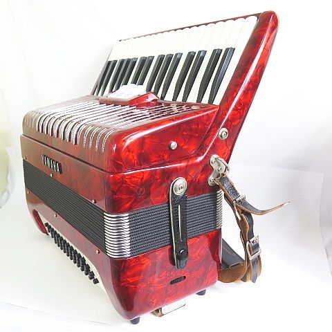 YAMAHA YA-48 ヤマハ アコーディオン 34鍵盤 48ベース レッド ケース