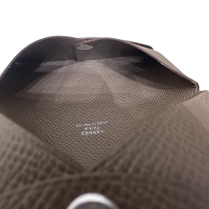 U刻印 エトゥープ