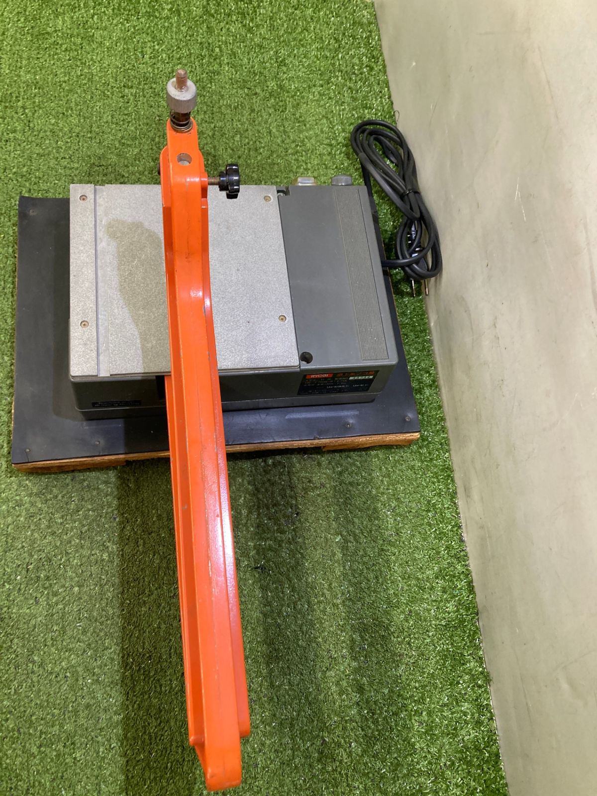 リョービ（RYOBI） 卓上糸ノコ盤 TF-5400(676329A) : e-キカイ屋さん 