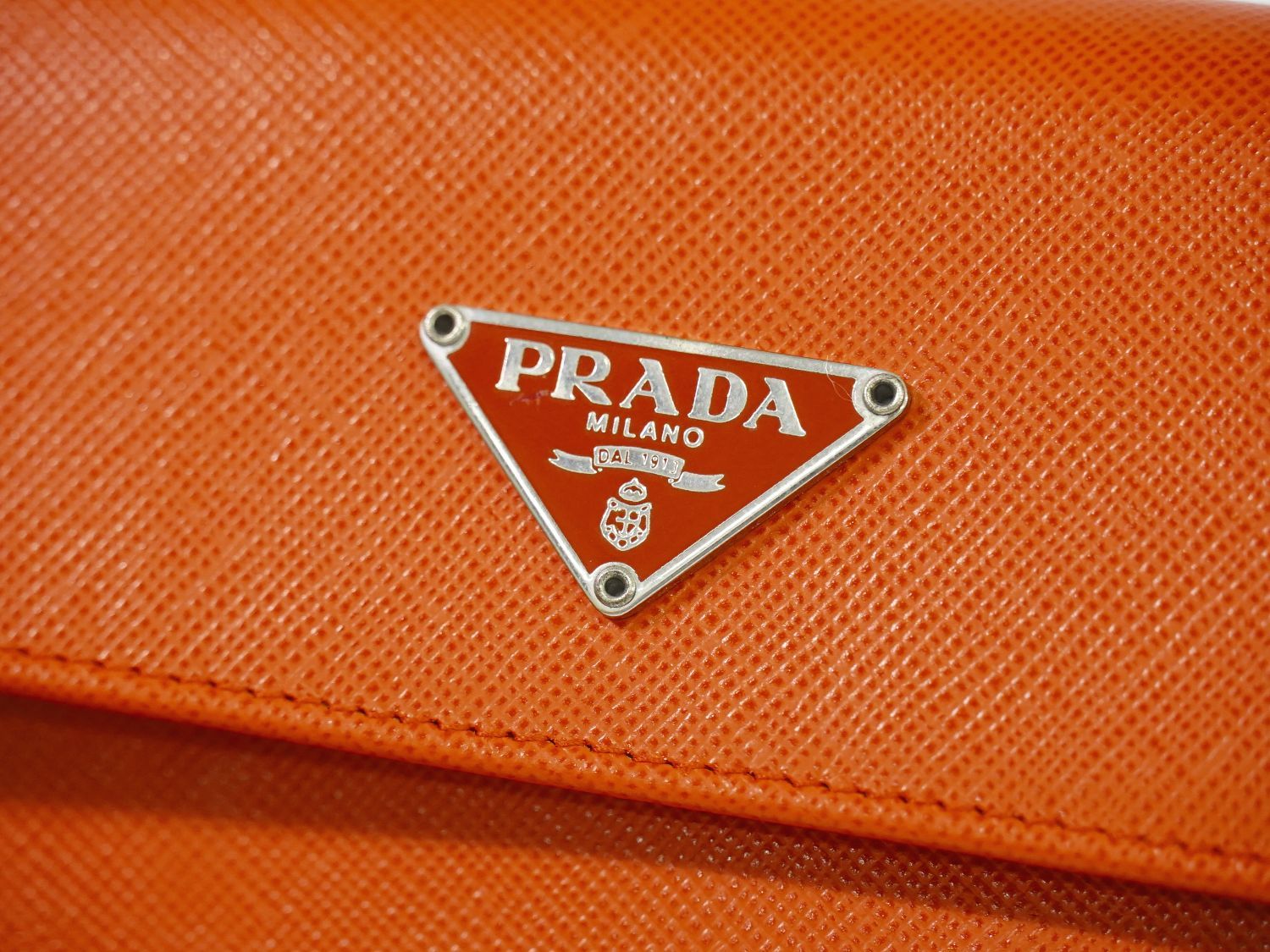 本物 プラダ PRADA レザー 三つ折り 折財布 コンパクトウォレット