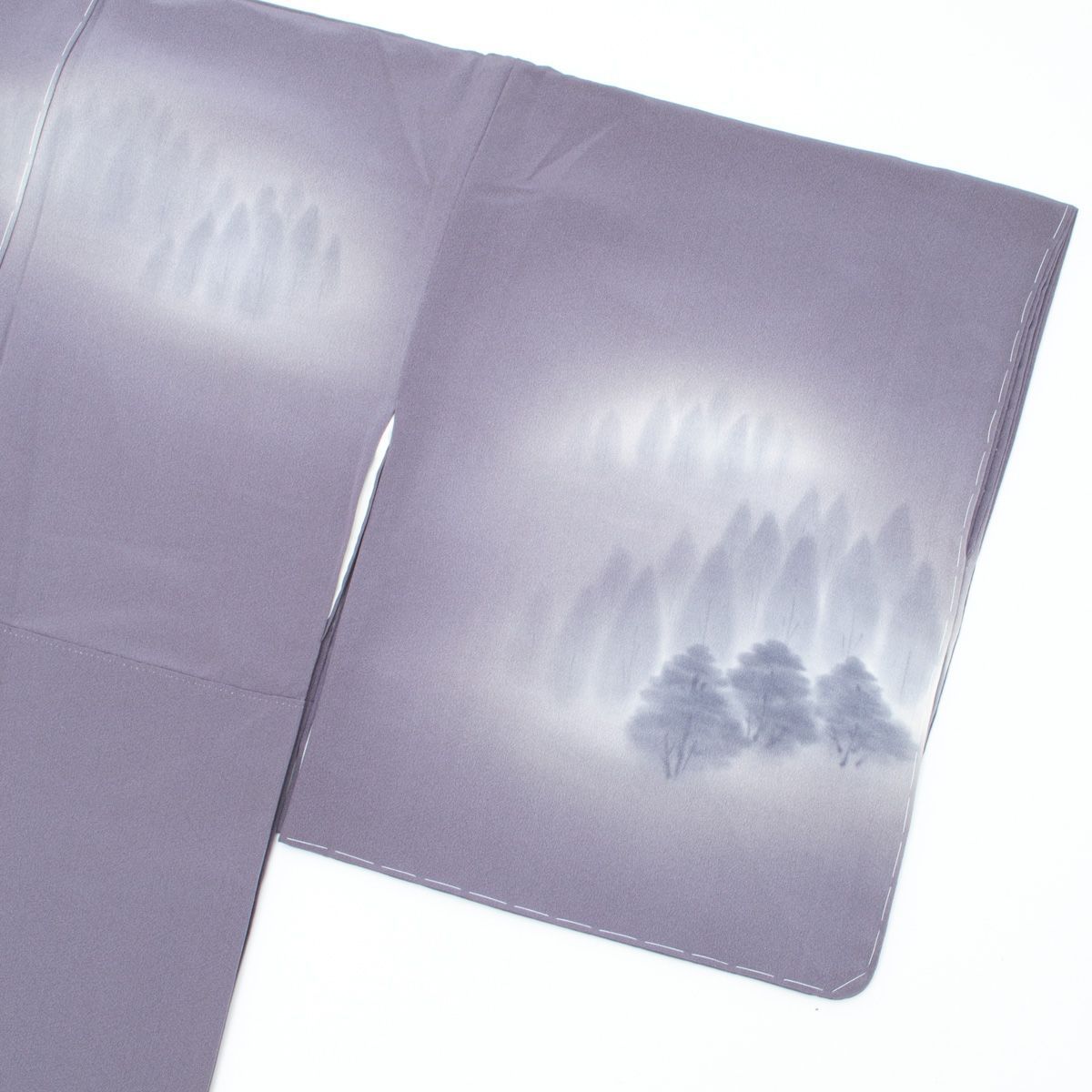 未使用品】訪問着 友禅 幻想的な森の情景 仕付け糸付き 藤鼠 正絹 袷