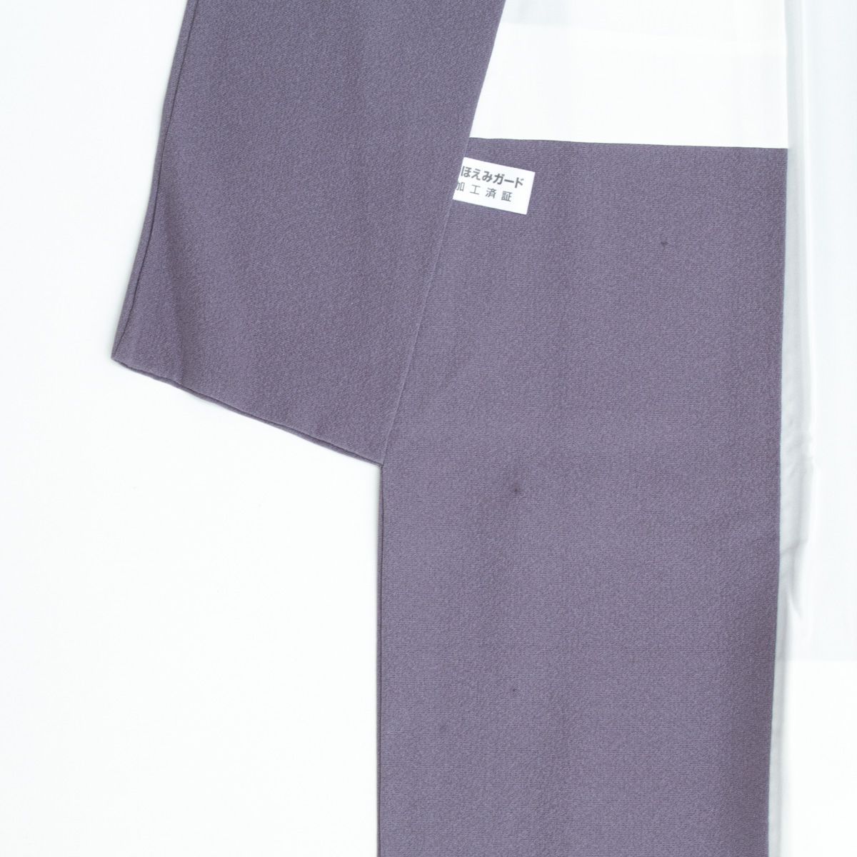 未使用品】訪問着 友禅 幻想的な森の情景 仕付け糸付き 藤鼠 正絹 袷