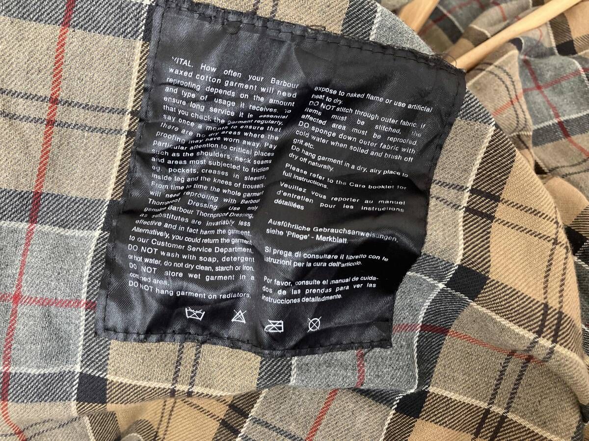 BARBOUR その他 ジャケット グレー 内側チェック 破れ ほつれ あり