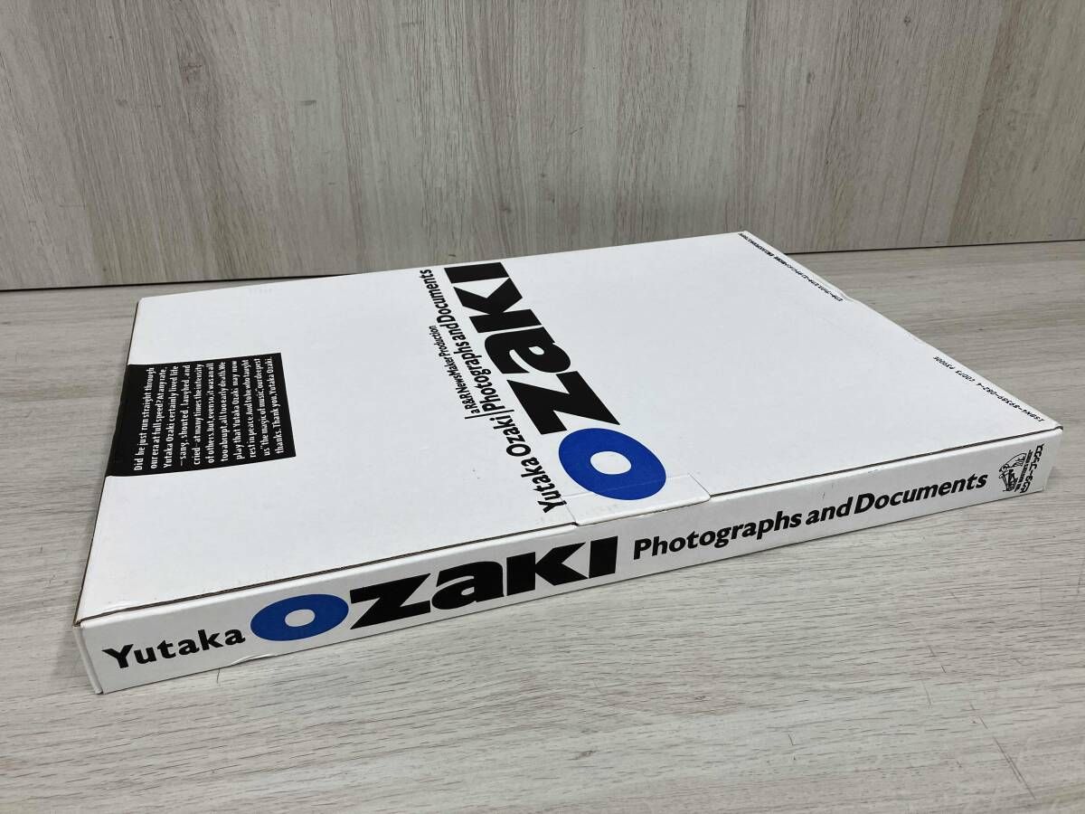 追悼・尾崎豊フォトグラフス・アンド・ドキュメンツ 尾崎豊 - メルカリ