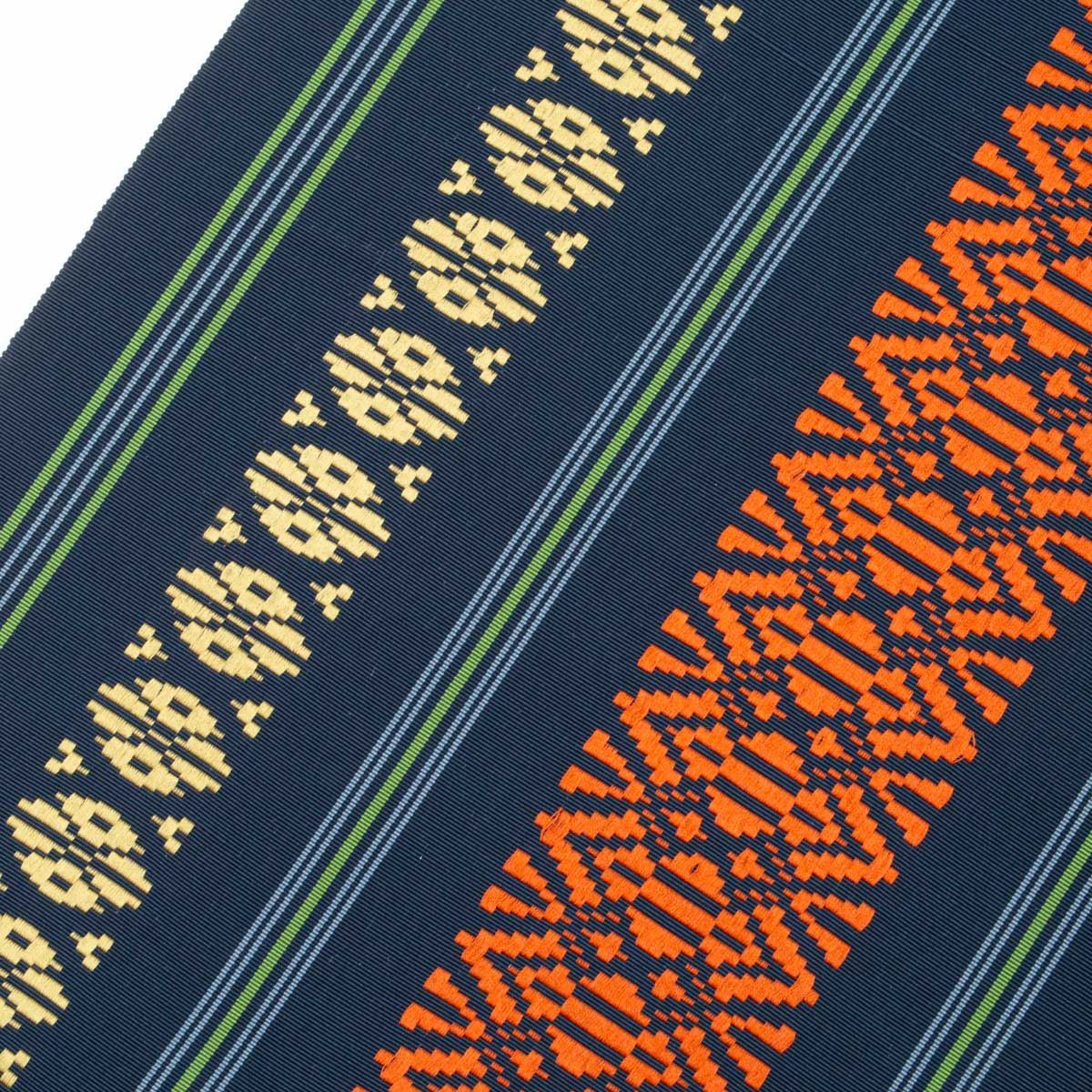 美品［ 博多織 ］名古屋帯　正絹　オレンジみの黄色　華文　花唐草　本場筑前博多織 本場筑前 博多織 未使用 名古屋帯 正絹 博多帯 白 緑 オレンジ 405