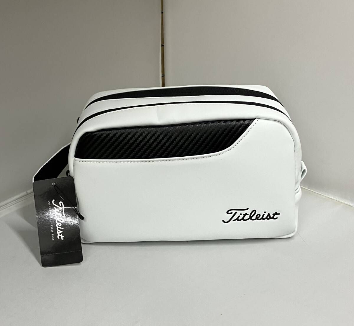 Titleist タイトリスト／TA22CESPJ-1／コアエッセンシャル ポ-チ スポ