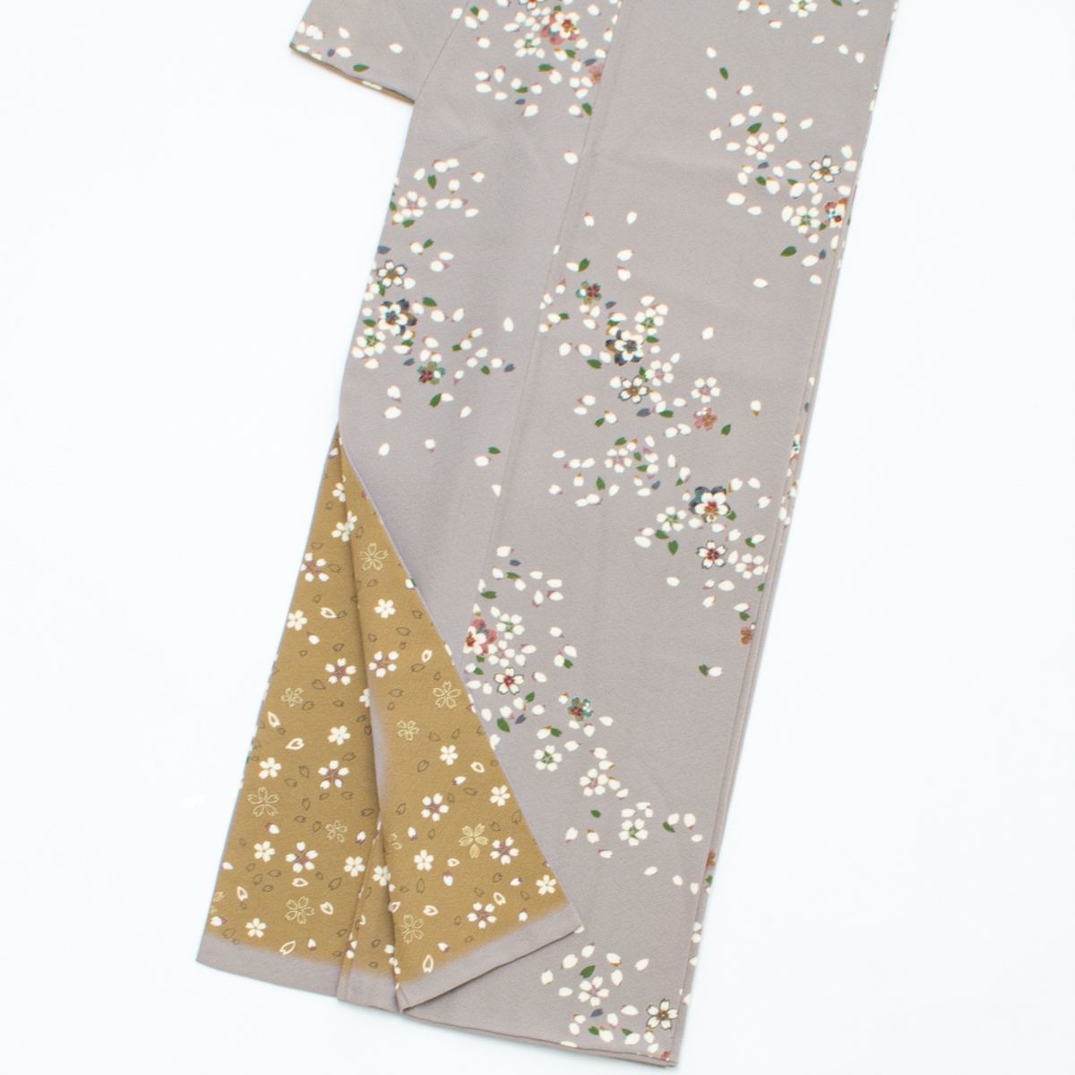 美品】小紋 友禅 桜の花散らし 霞色 正絹 袷 身丈：約156cm 裄：約67.5