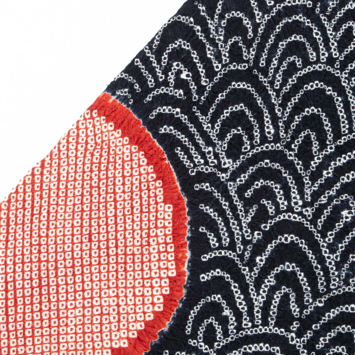 開き名古屋帯 総絞り 鹿の子 青海波 黒 疋田丸文 赤錆色 正絹 九寸