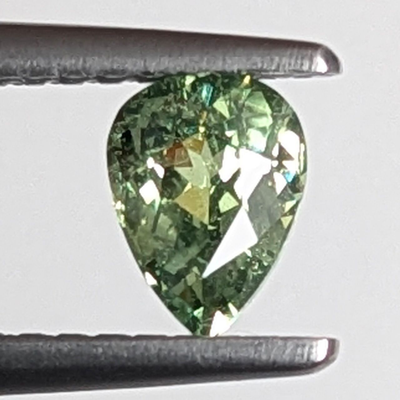 【ナミビア産】デマントイドガーネット ナミビア産】デマントイドガーネット デマントイドガーネット ナミビア