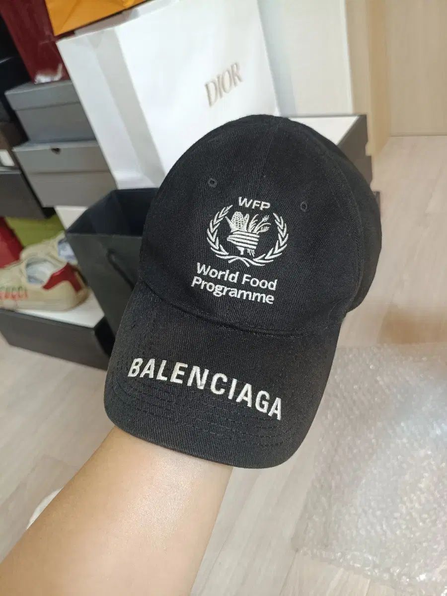 正規品 L)バレンシアガ WFP ベースボールキャップ ブラック 帽子 フル