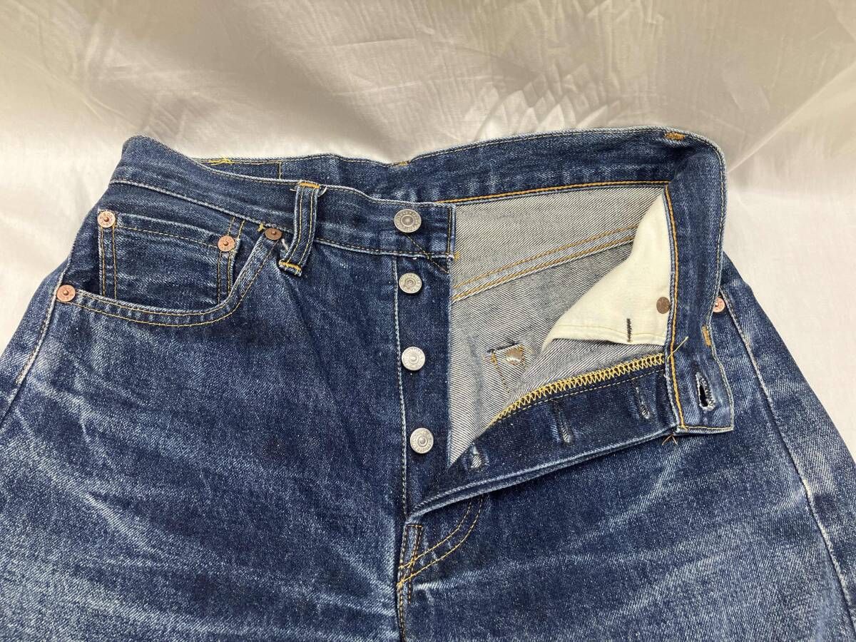希少品 リーバイス 501xx USA製 90s トップボタン555 W31 希少品 リーバイス 501xx USA製 90s トップボタン555 W31 希少品