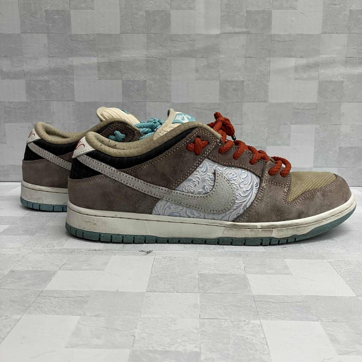 NIKE ナイキ スニーカー SB DUNK LOW PRO PRM 箱あり 替紐有り 