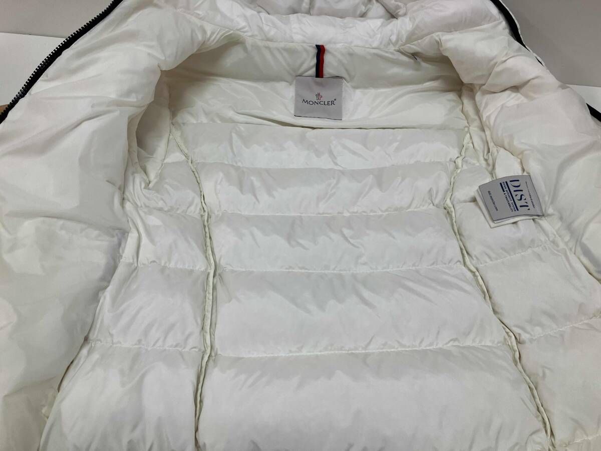 MONCLER モンクレール DERA デラ H2093100116 22W ダウンジャケット 