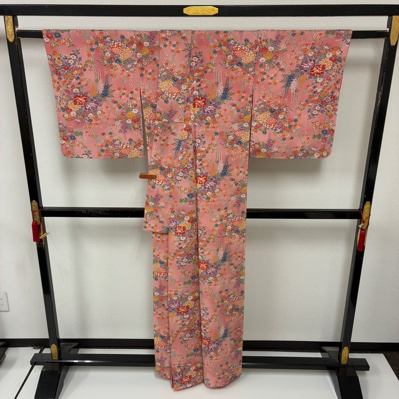 a14 未使用 花鳥唐草模様 正絹 小紋 裄66 中古】Mサイズ 小紋 正絹 グリーン地に花鳥模様 裄長め - メルカリ