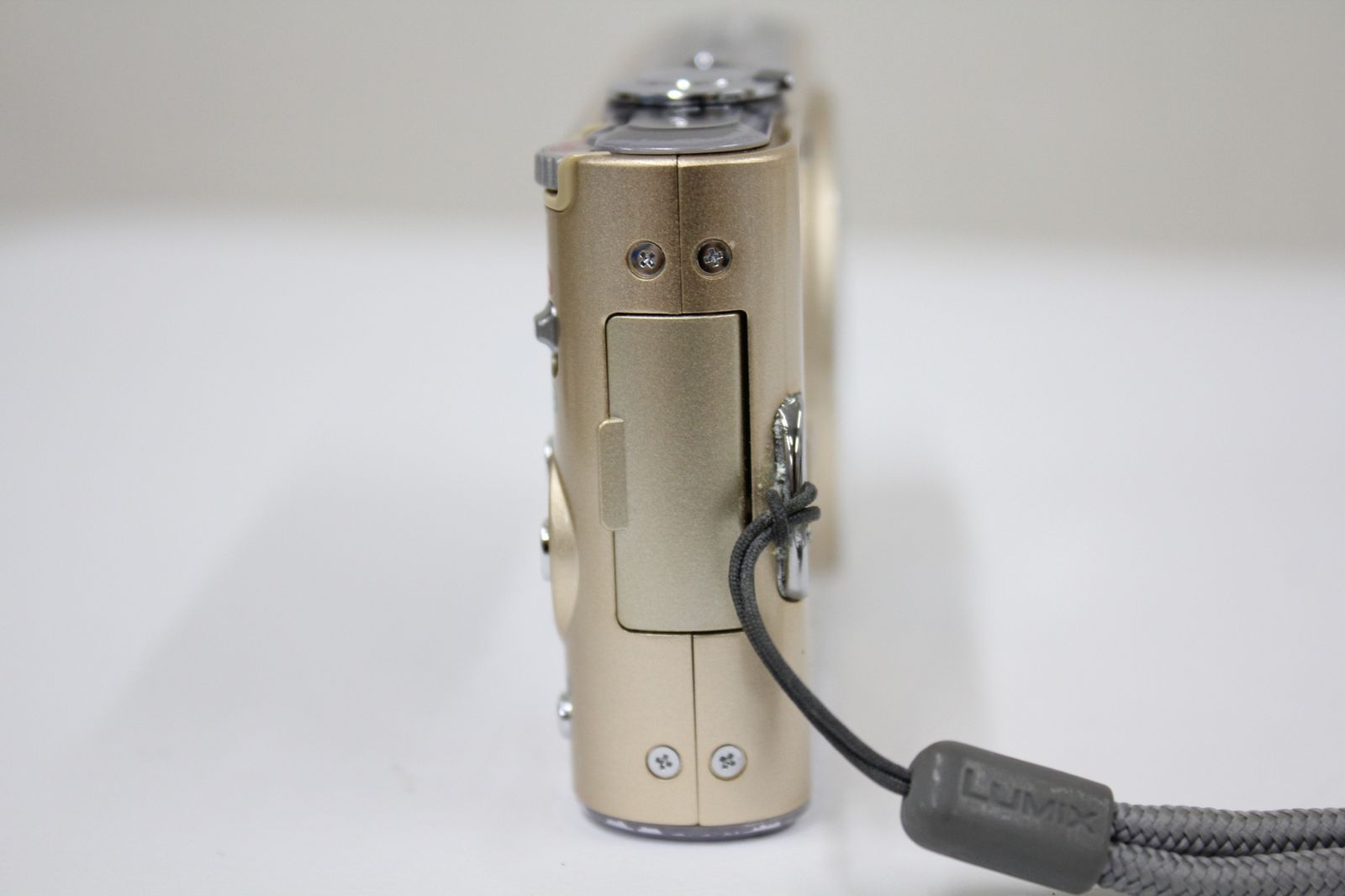 Panasonic LUMIX FX66 ゴールド Amazon | パナソニック デジタルカメラ ルミックス リュクスゴールド