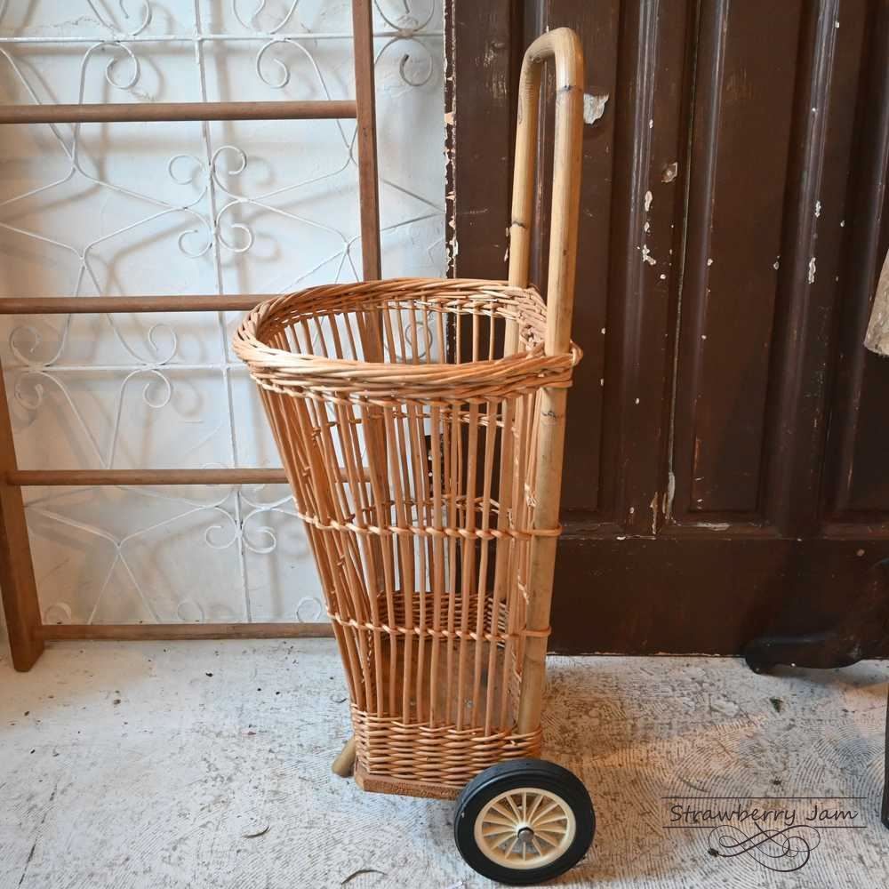 IFU-414 英国アンティーク かご バスケット ラタン カゴカート